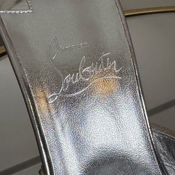 Christian Louboutin Bianca be Platform Pump 40 - Picture 15 of 16